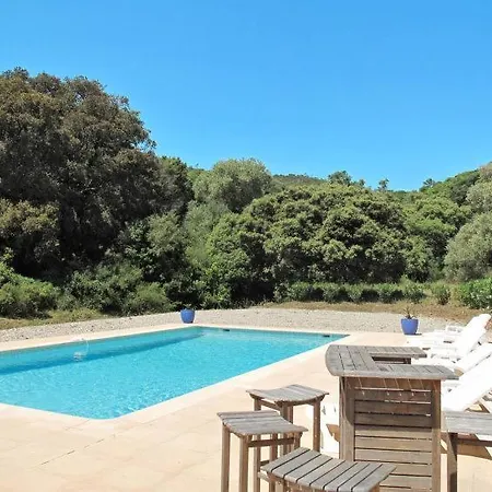 Casa de Férias Agay Sleeps 8 Pool Air Con Wifi Saint-Raphaël
