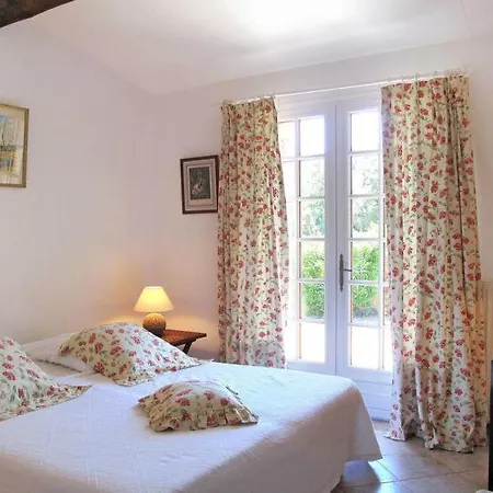 Agay Sleeps 8 Pool Air Con Wifi *